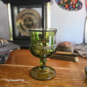 Vtg Indiana Glass Kings Crown Thumbprint Juice Single Goblet Avocado Olive Green